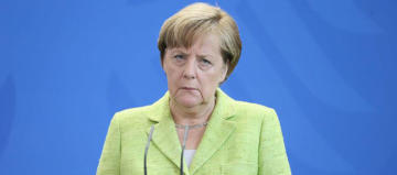 Merkel: Covid-19, 2008 banka ve finans krizinden daha kötü