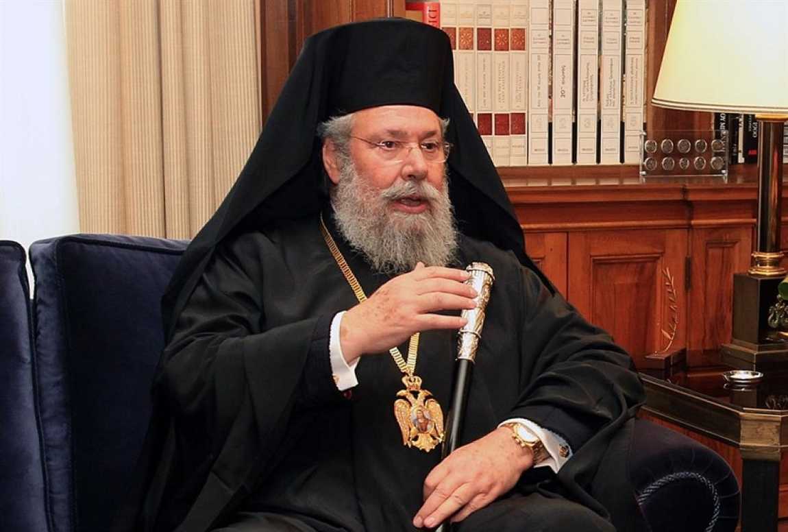 Başpiskopos Hrisostomos: “Göstericiler kumarhanelere gitmek için mi Kuzey’e geçmek istiyor?”