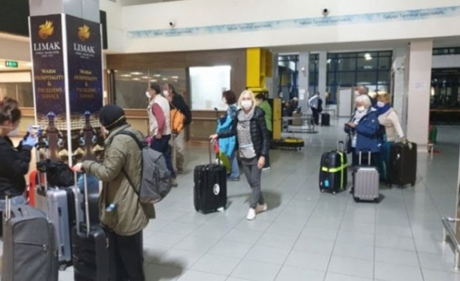 Üstel: Karantinadaki 28 Alman turist bu sabah ülkelerine gönderildi