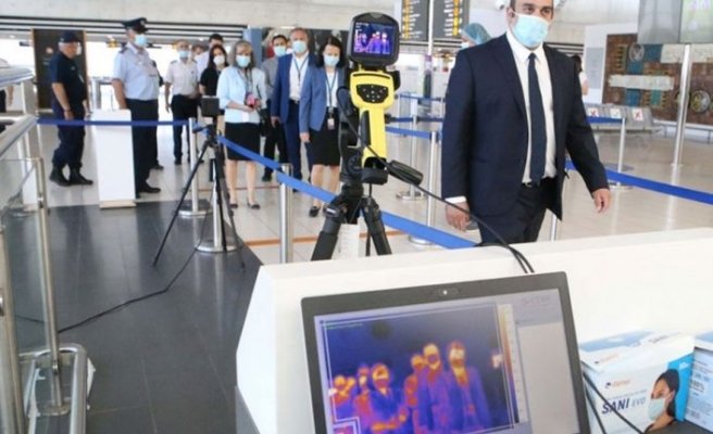 Larnaka Havaalanı dün faaliyete 2 vakayla başladı
