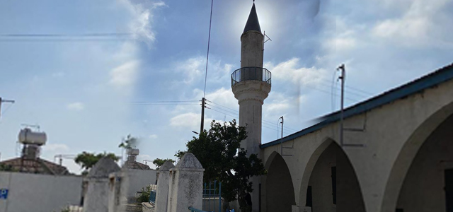 Güney Kıbrıs’taki Lefkara’da Cami Ve Mezarlık Temizlendi