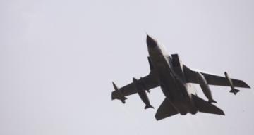 İsrail savaş uçakları Suriye’ye saldırı