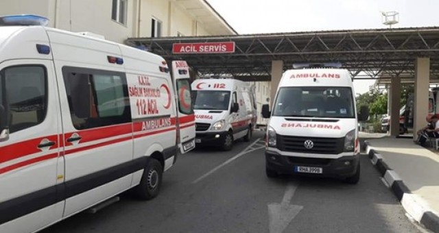 Bafra -Çayırova yolunda kaza: 3 yaralı