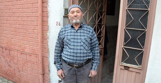 Kıbrıs gazisi “Biz Bize Yeteriz Türkiyem” kampanyasına 5 aylık gazilik maaşını bağışladı